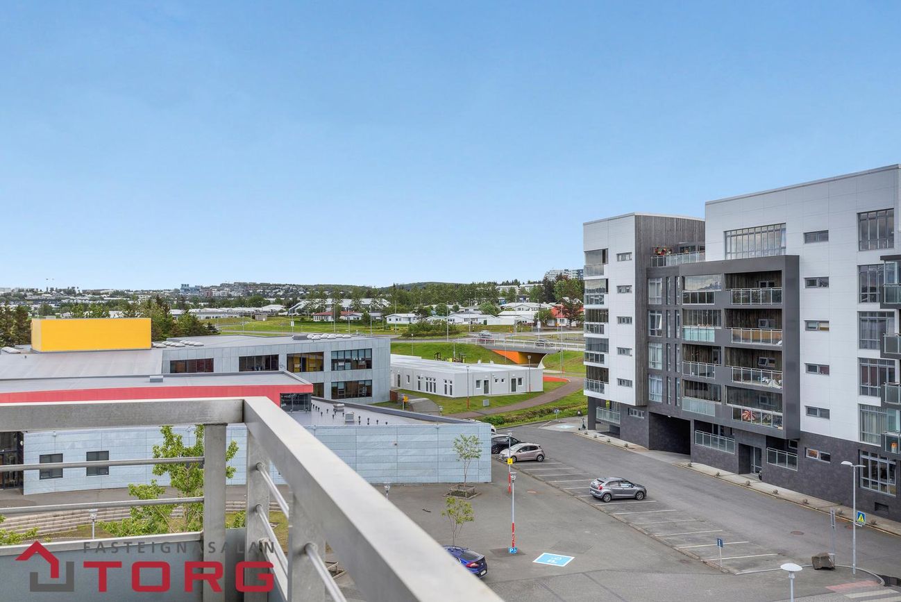 Strikið 4 - 0515, 210 Garðabær