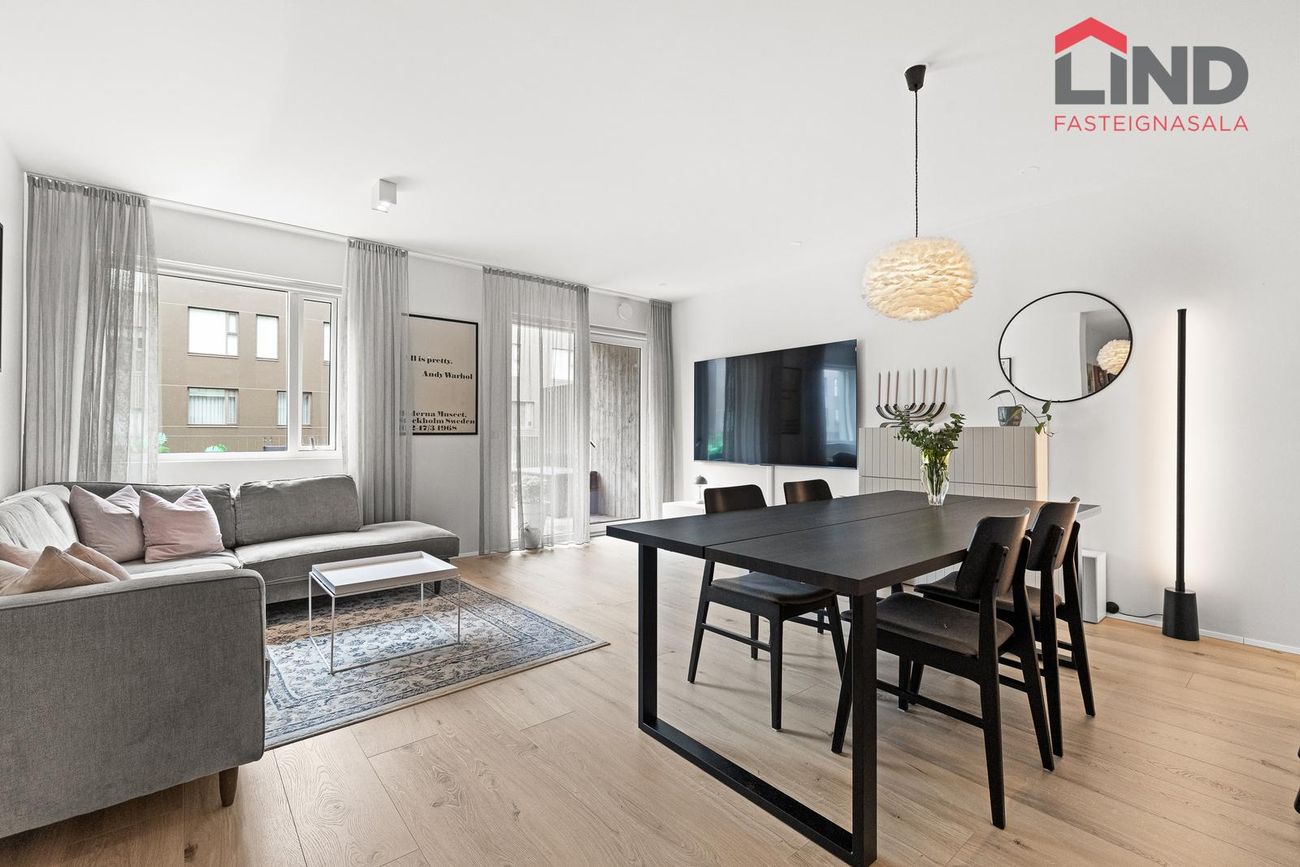Arkarvogur 4, 104 Reykjavík