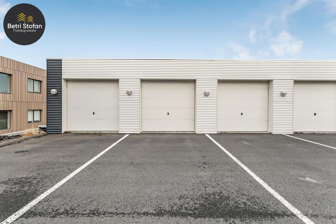 Bjarkardalur 33, 260 Reykjanesbær