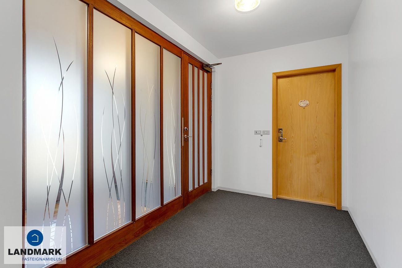 Dúfnahólar 6 - 0101, 111 Reykjavík