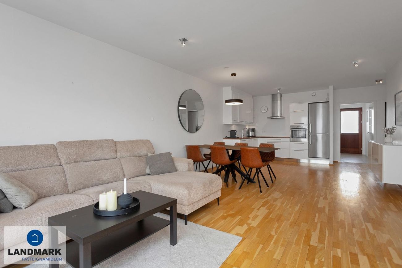 Þrastarhöfði 6, 270 Mosfellsbær