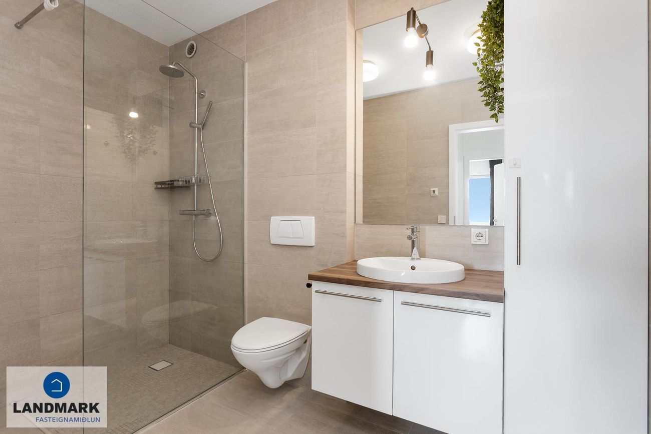 Þrastarhöfði 6, 270 Mosfellsbær