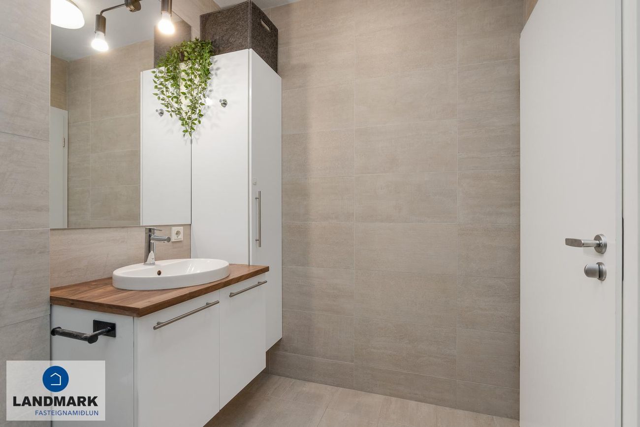 Þrastarhöfði 6, 270 Mosfellsbær