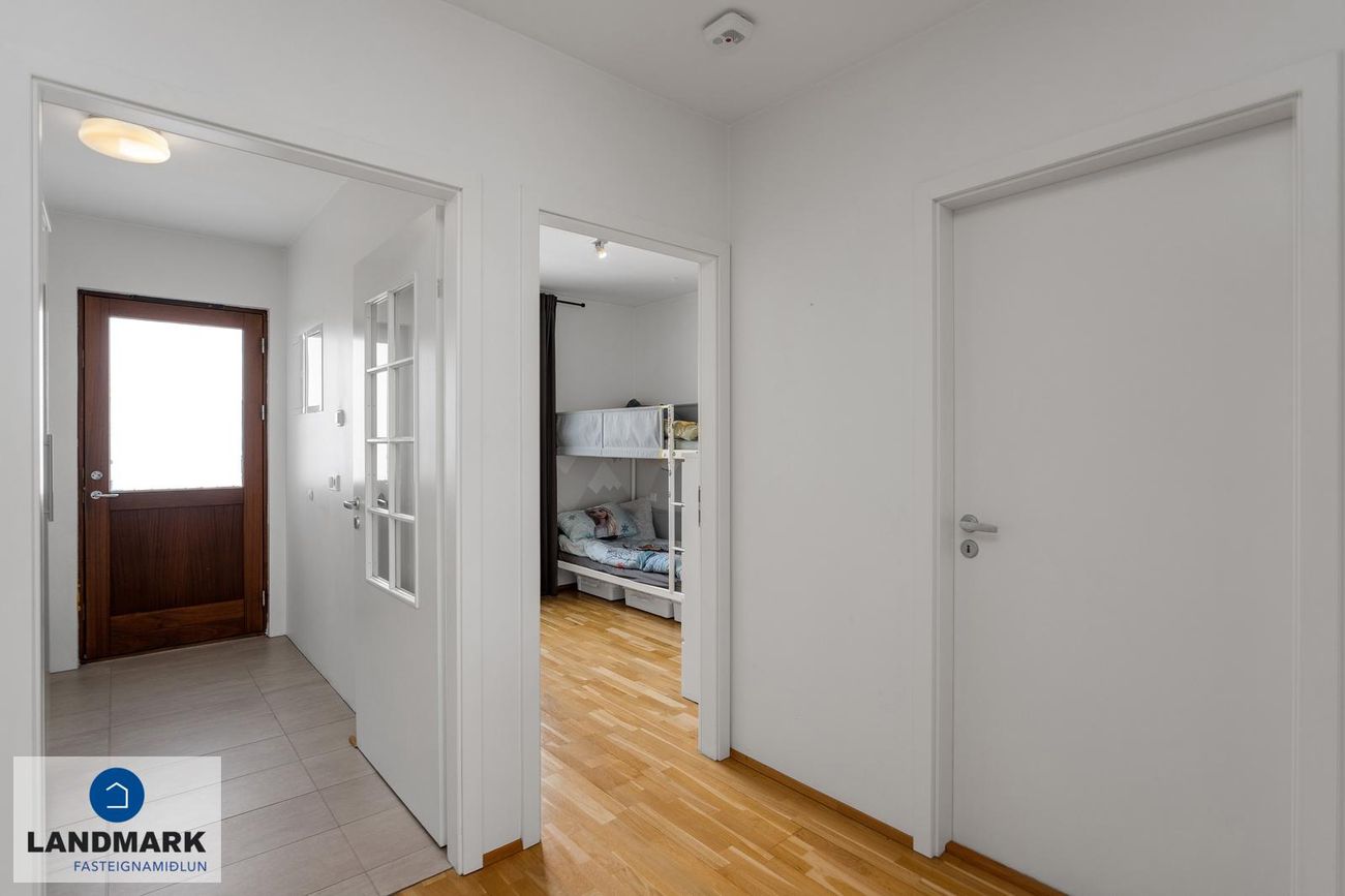 Þrastarhöfði 6, 270 Mosfellsbær