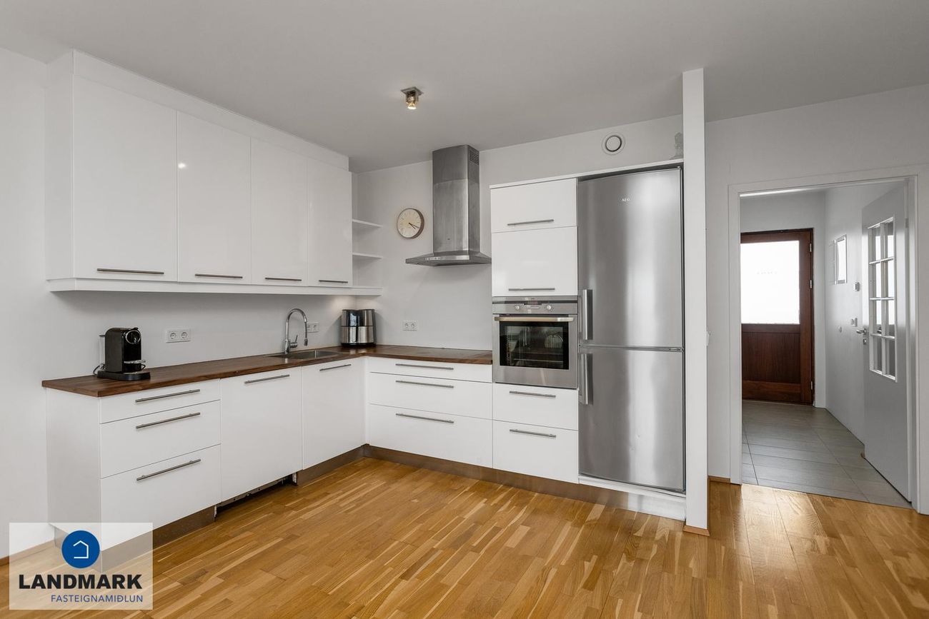 Þrastarhöfði 6, 270 Mosfellsbær