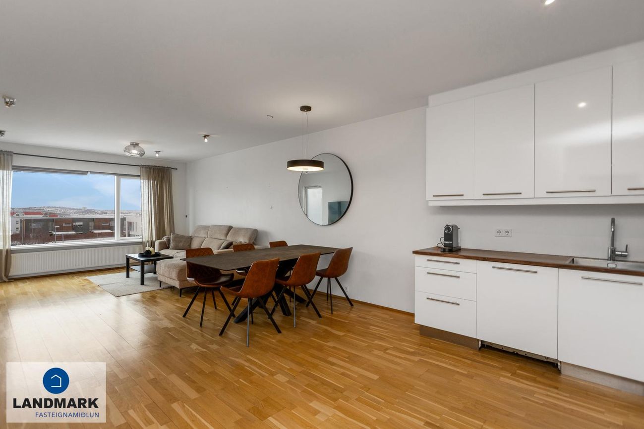 Þrastarhöfði 6, 270 Mosfellsbær