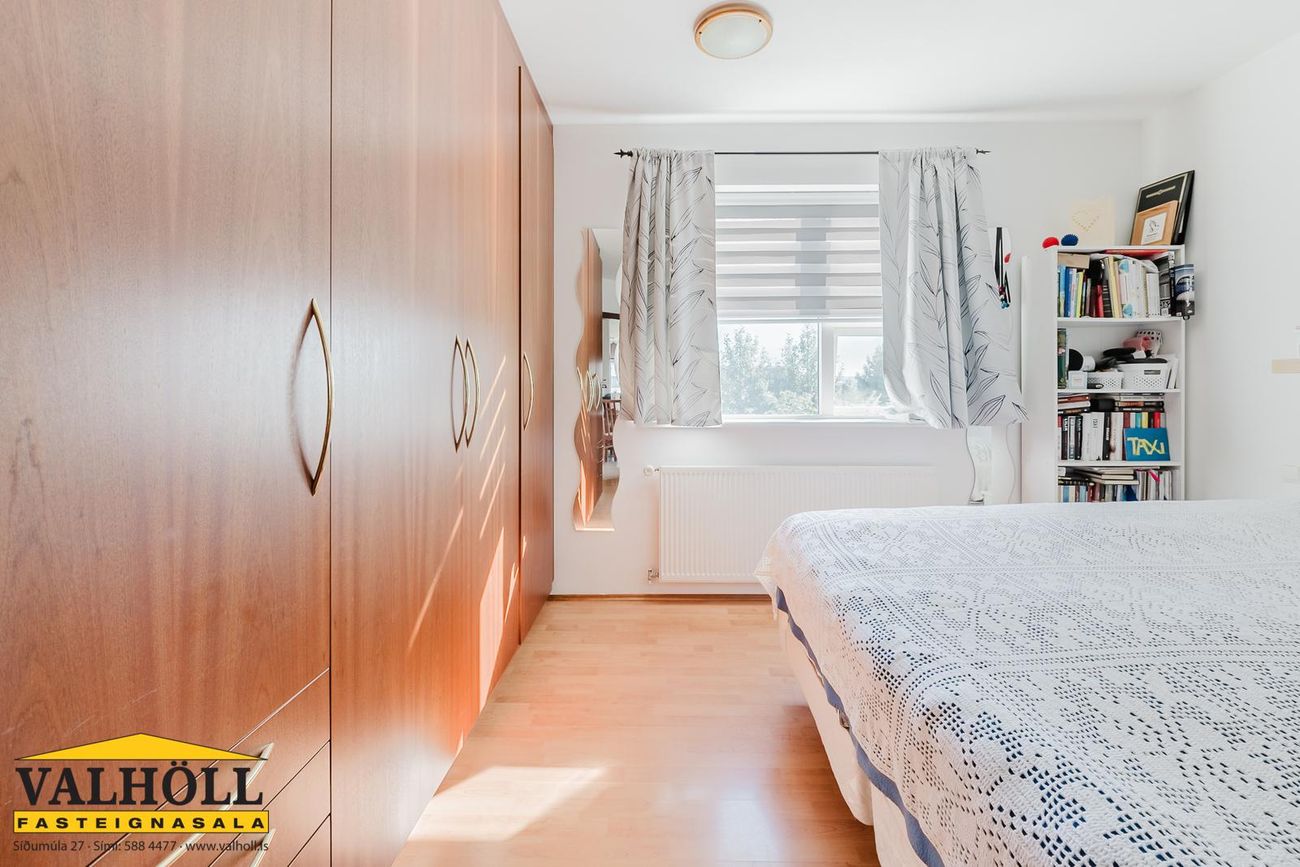 Kristnibraut 79, 113 Reykjavík