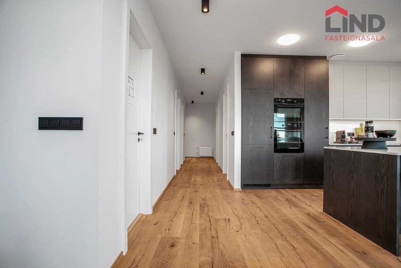 Hafnarbraut 18A, 200 Kópavogur