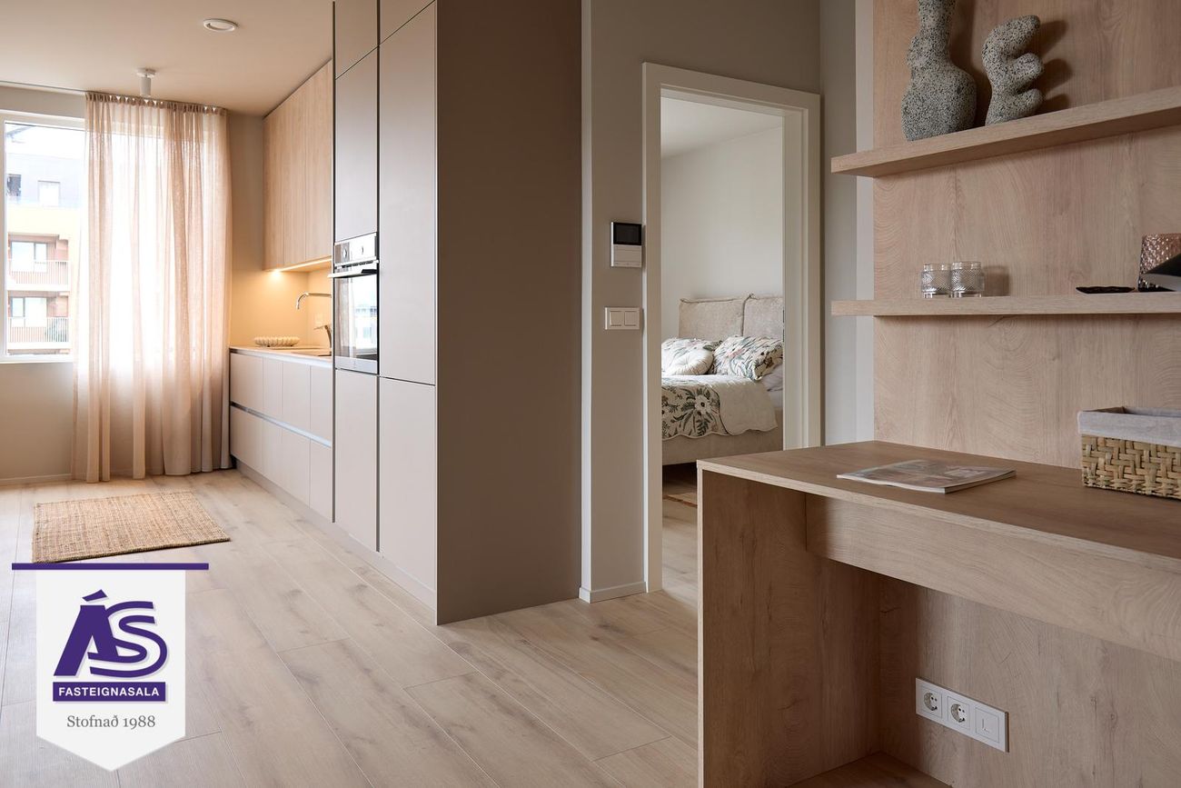 Baughamar 7, 221 Hafnarfjörður