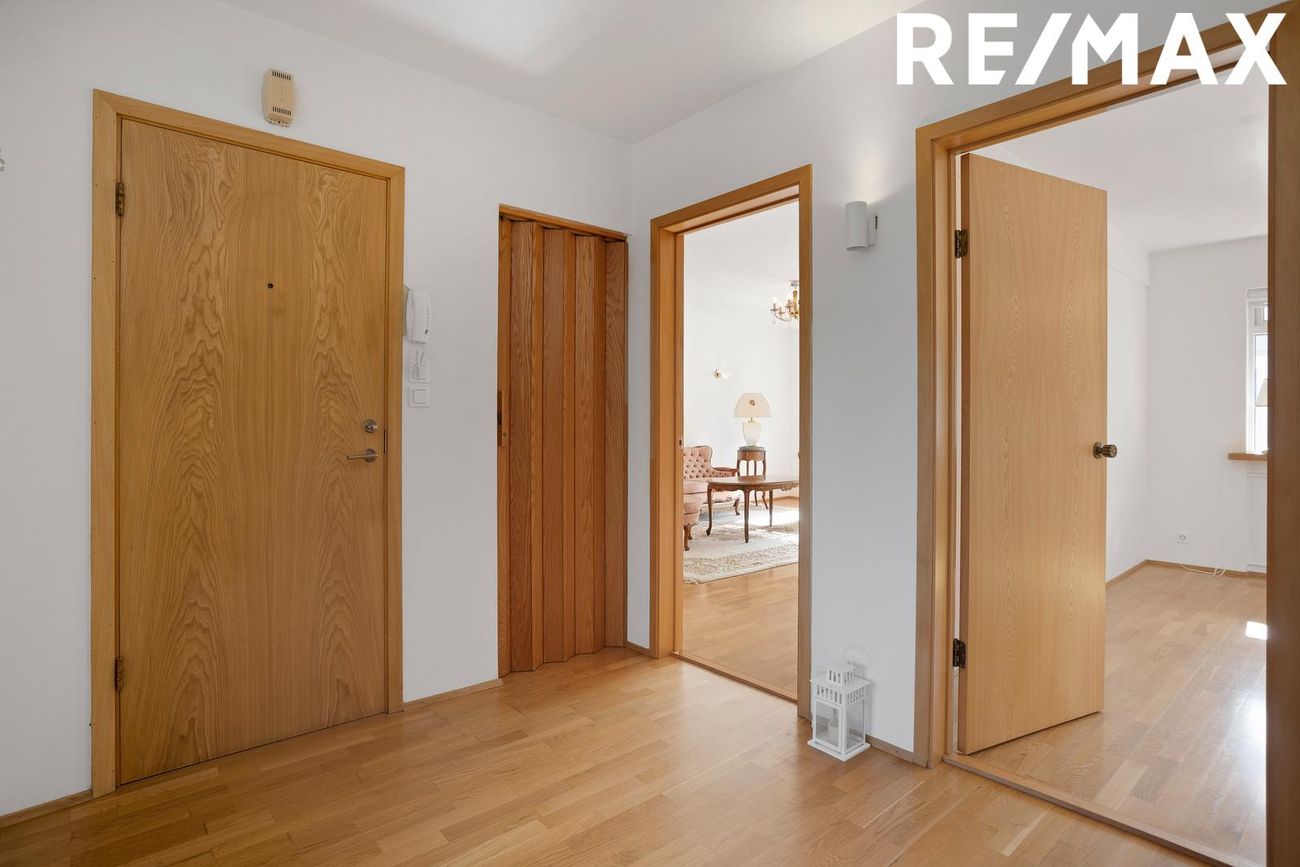 Miklabraut 56, 105 Reykjavík