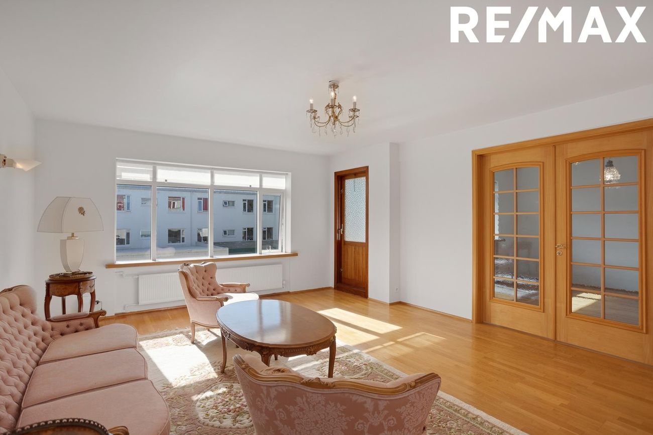 Miklabraut 56, 105 Reykjavík