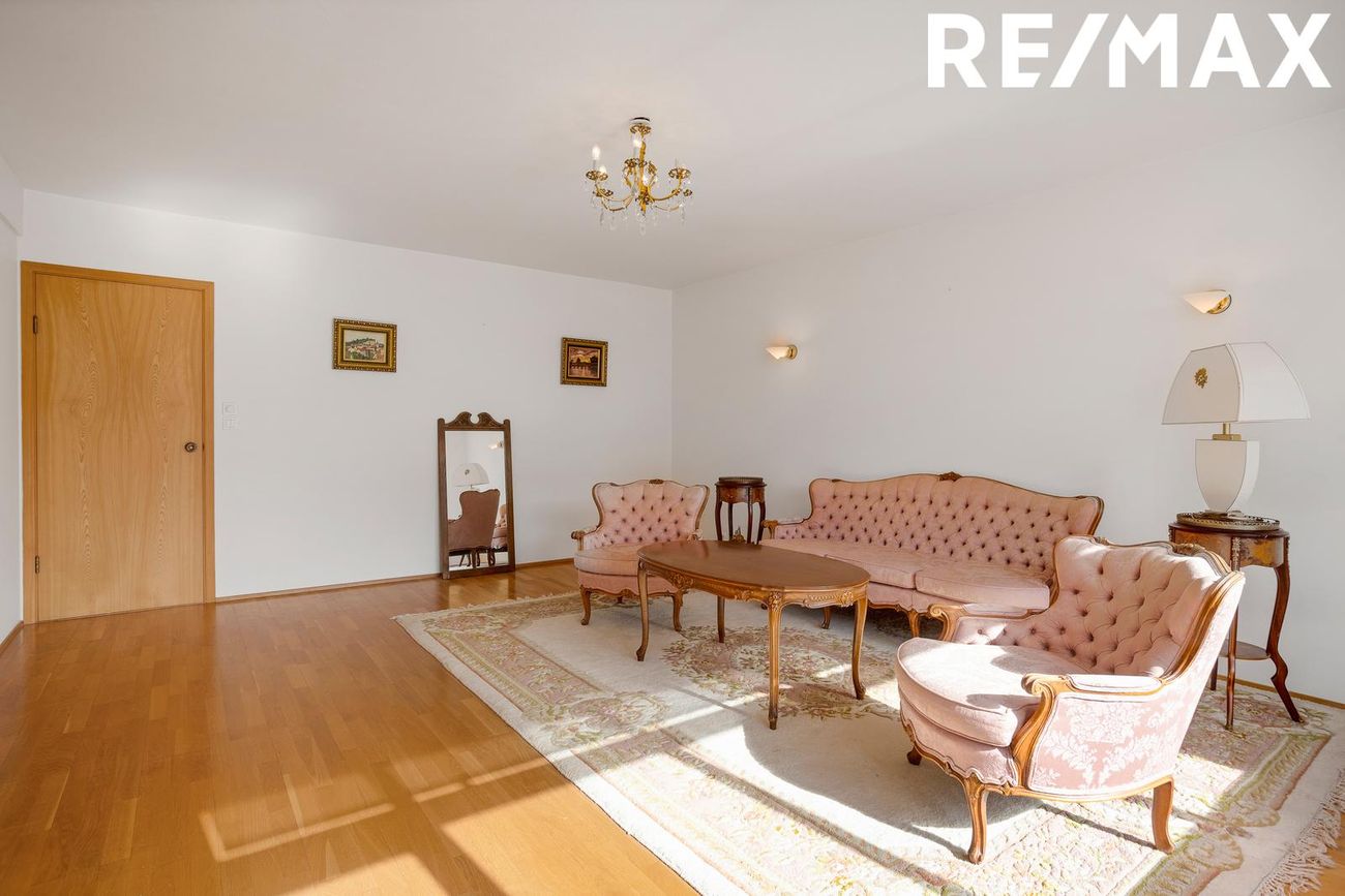 Miklabraut 56, 105 Reykjavík