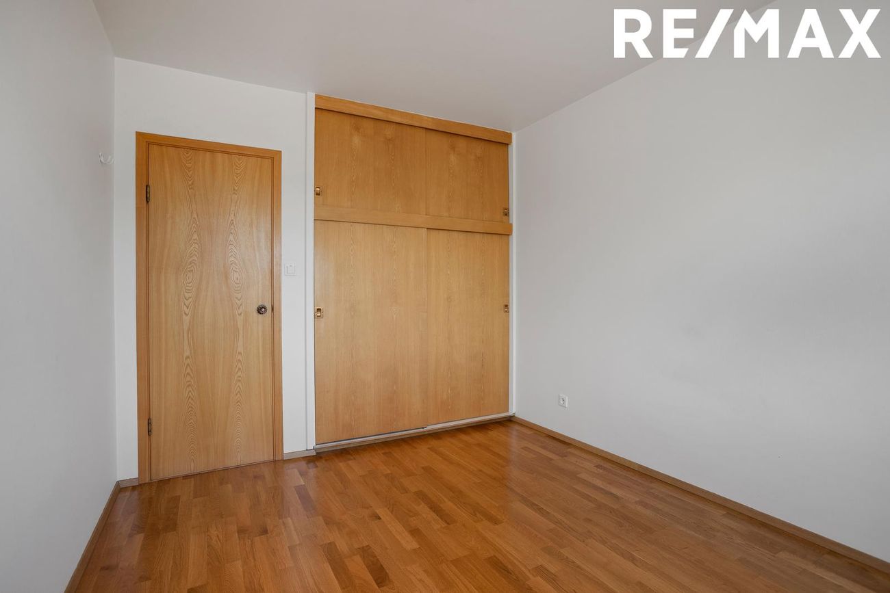 Miklabraut 56, 105 Reykjavík