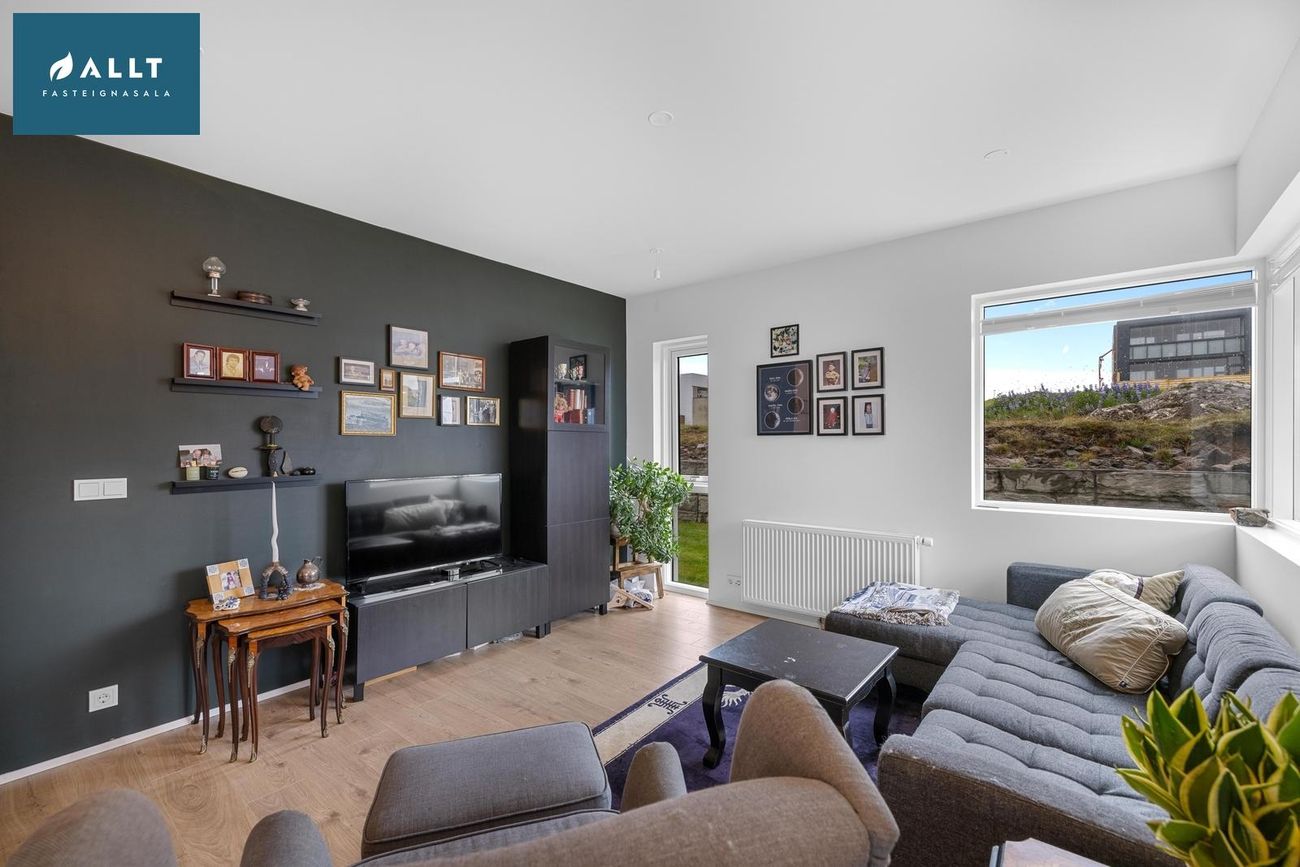 Reynidalur 6, 260 Reykjanesbær