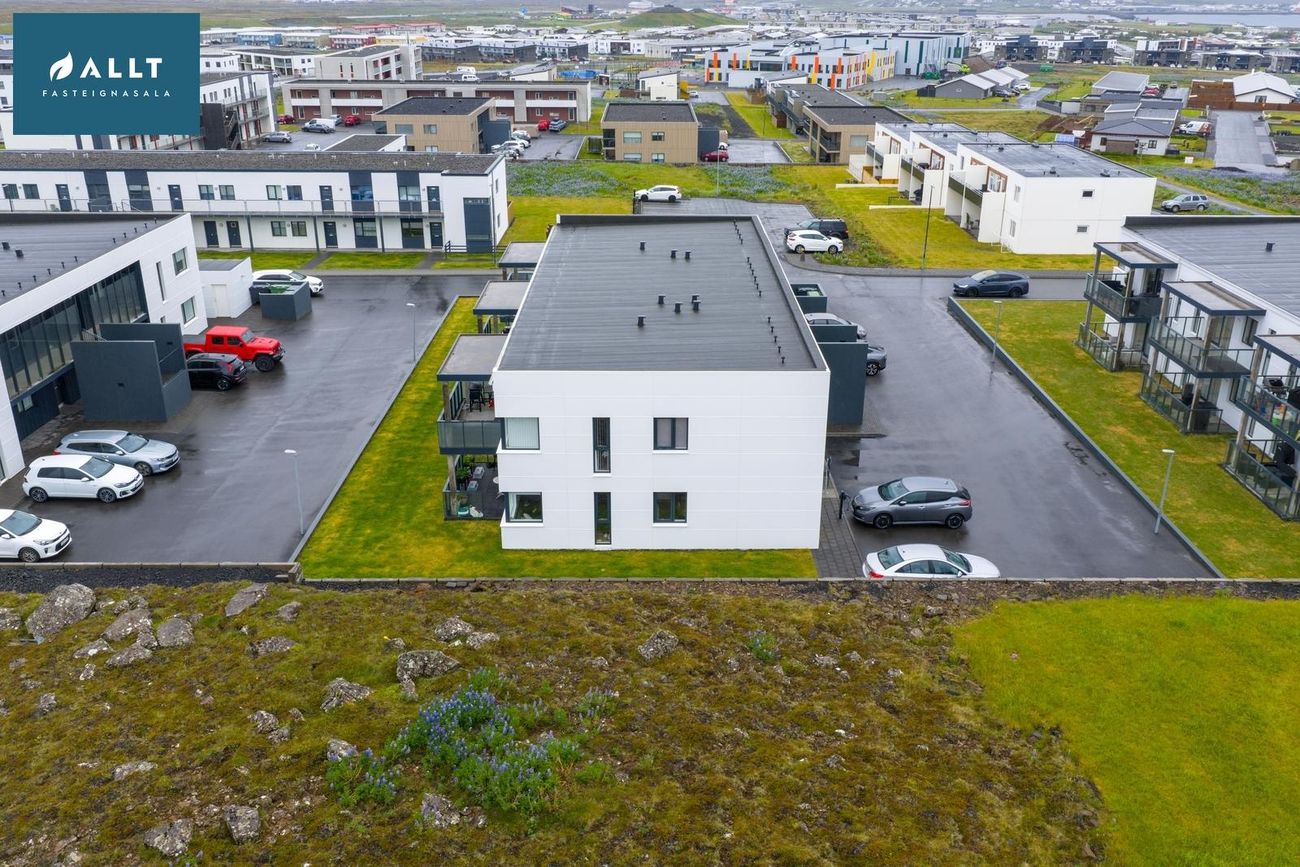 Reynidalur 6, 260 Reykjanesbær