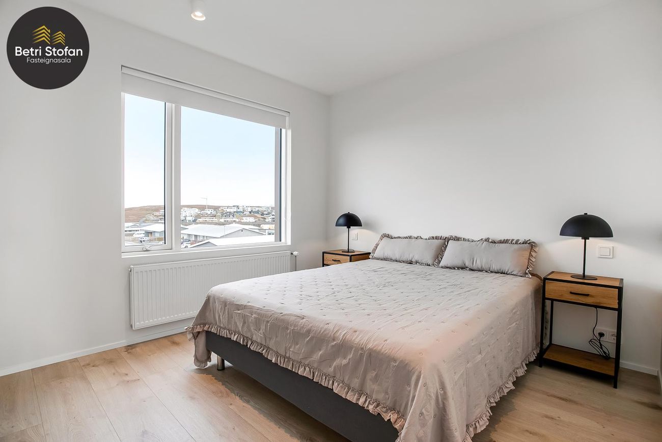 Áshamar 22 - 0203, 221 Hafnarfjörður