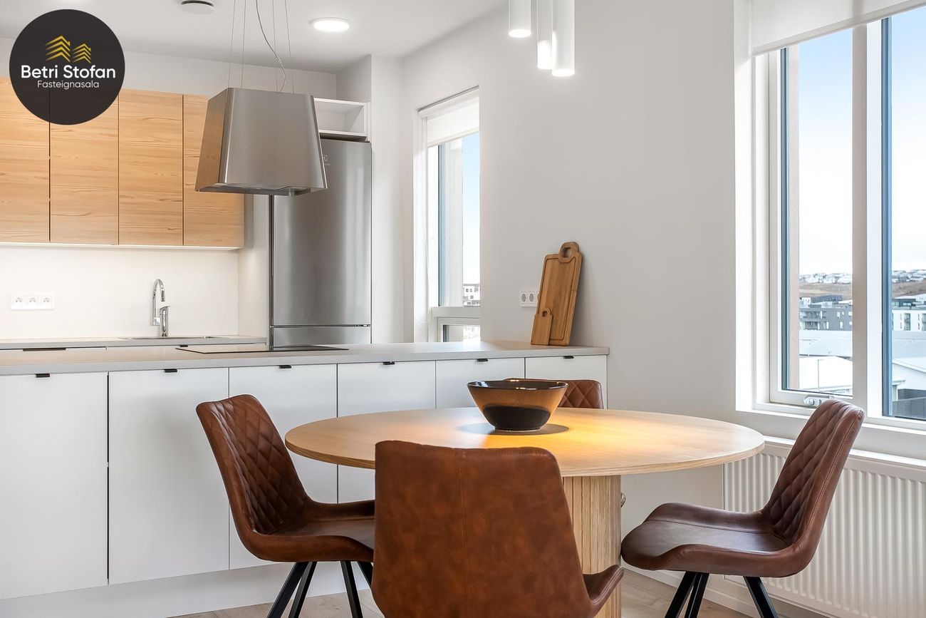 Áshamar 22 - 0203, 221 Hafnarfjörður