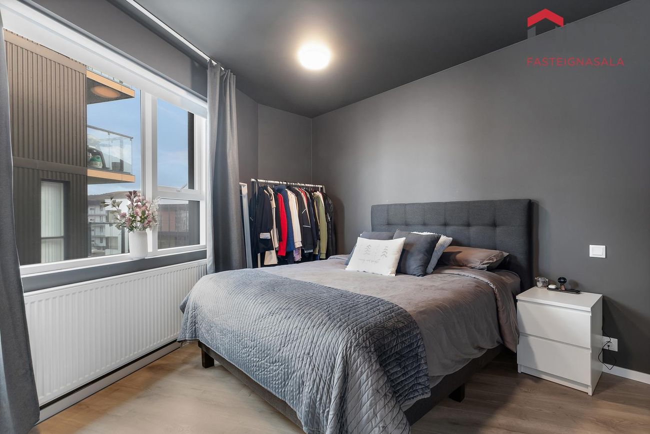 Nónhamar 8D, 221 Hafnarfjörður