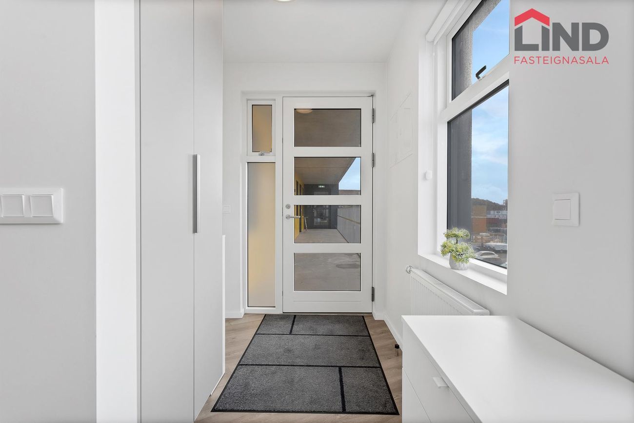 Nónhamar 8D, 221 Hafnarfjörður