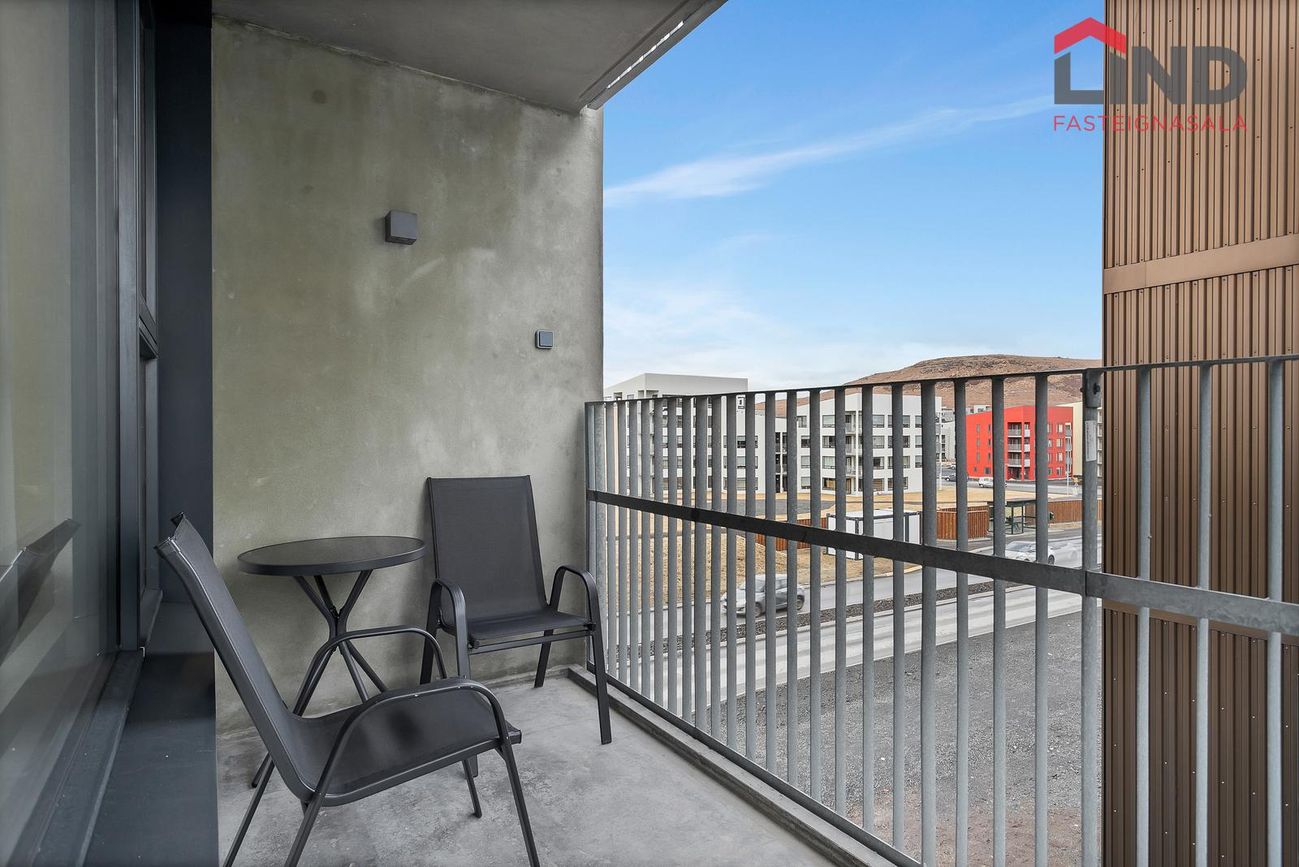 Nónhamar 8D, 221 Hafnarfjörður