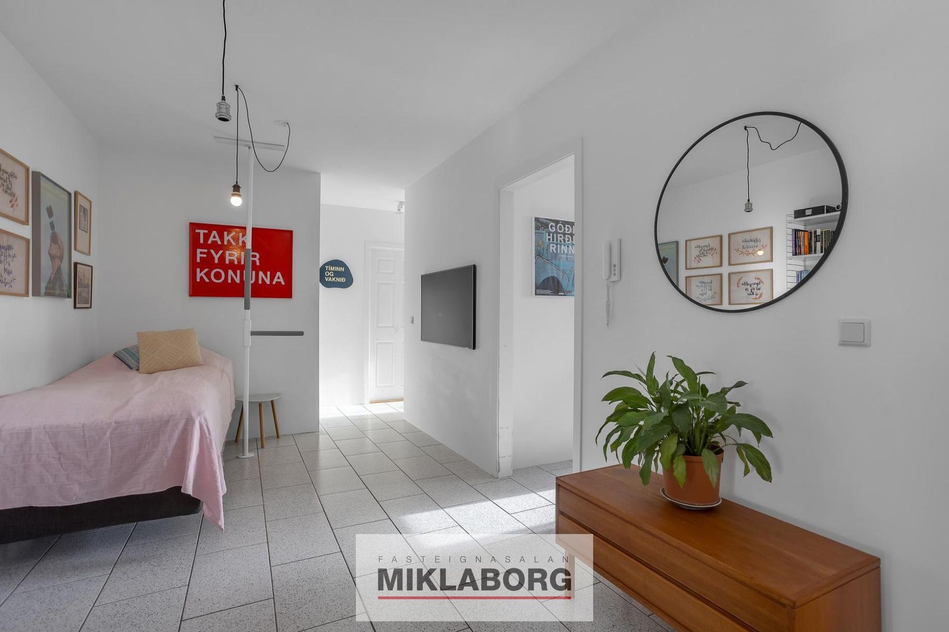 Grandavegur 45, 107 Reykjavík
