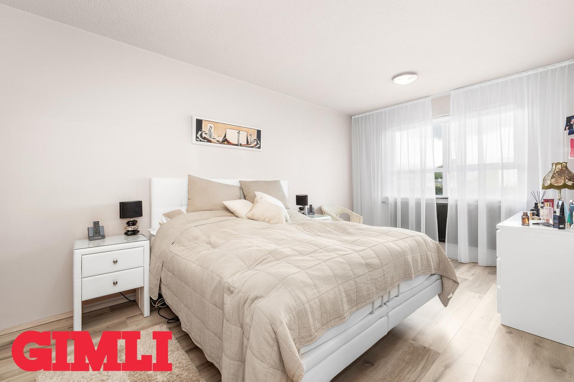 Sporhamrar 8, 112 Reykjavík