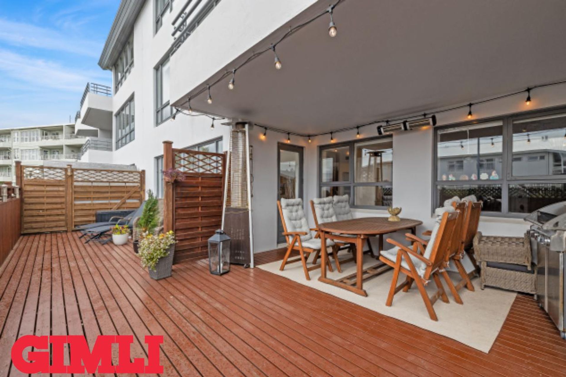 Sporhamrar 8, 112 Reykjavík