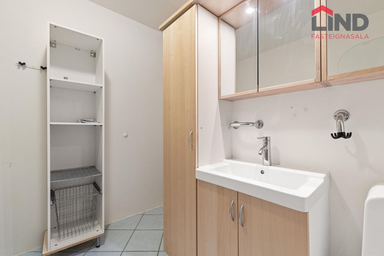 Æsufell 2, 111 Reykjavík
