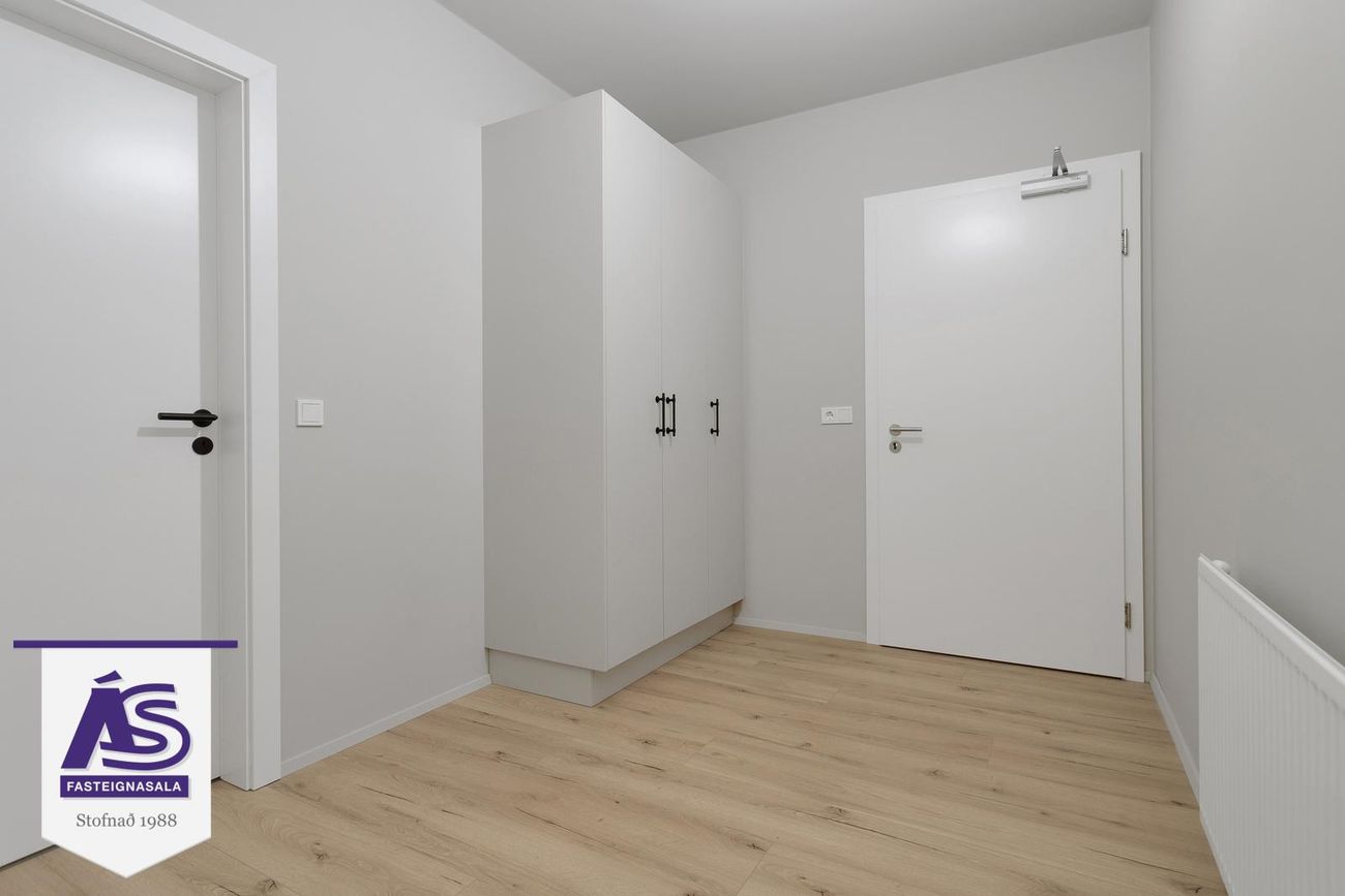 Lautargata 5 - 0102, 210 Garðabær