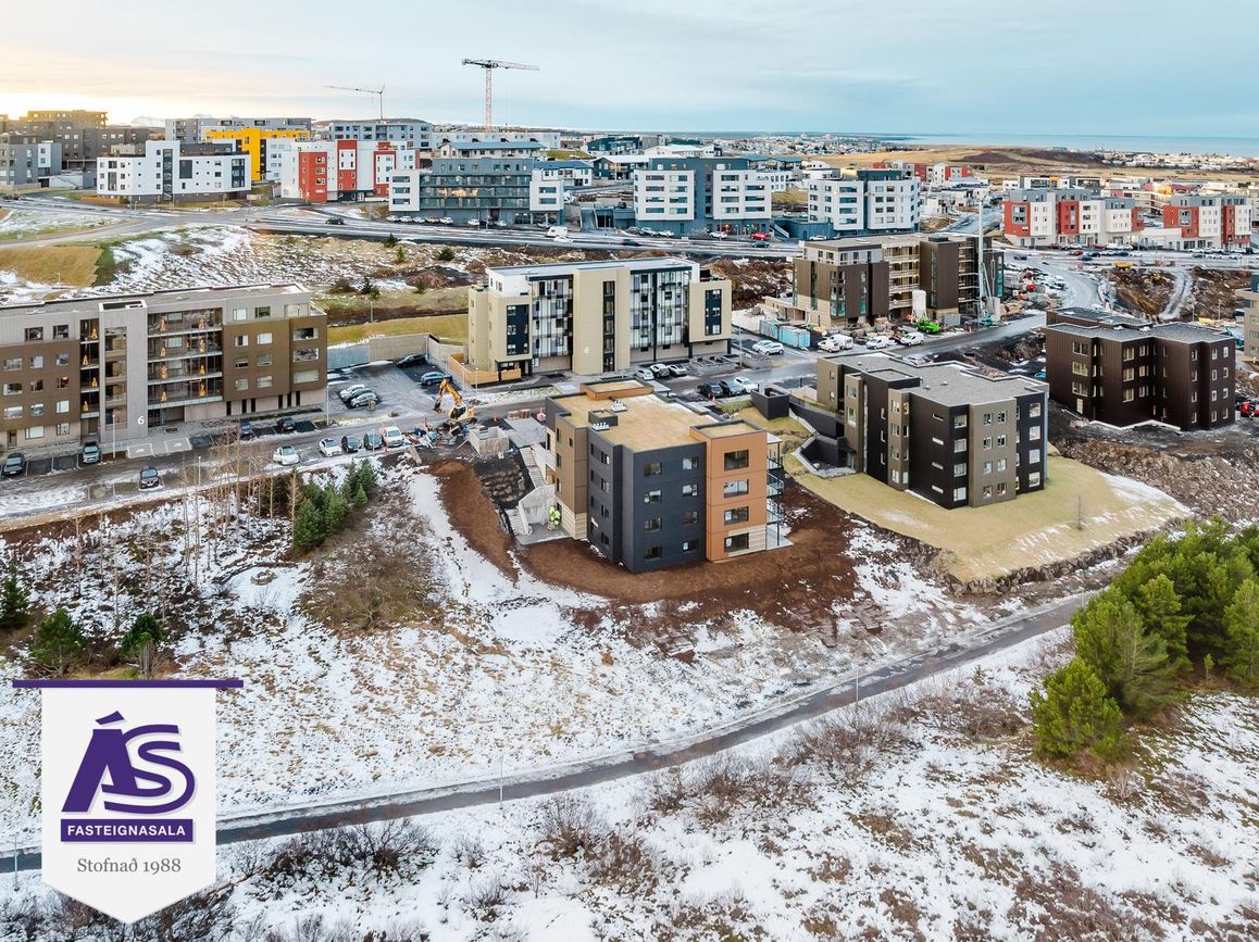 Lautargata 5 - 0102, 210 Garðabær