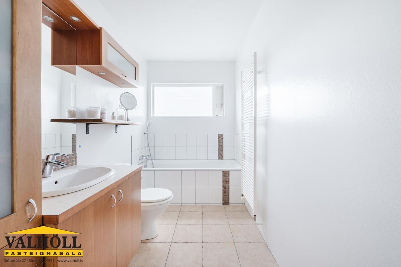 Breiðvangur 5, 220 Hafnarfjörður