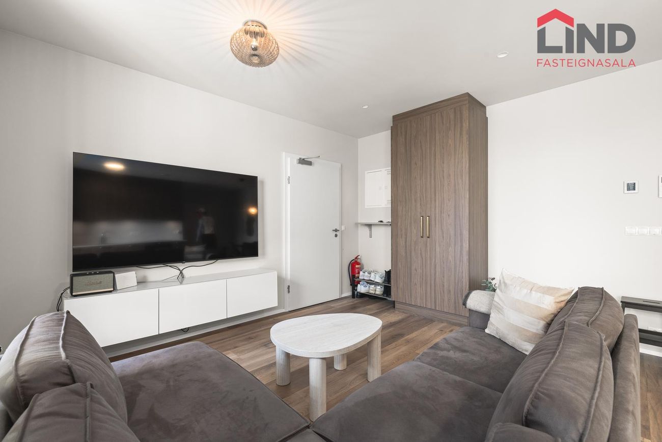 Hringhamar 9, 221 Hafnarfjörður