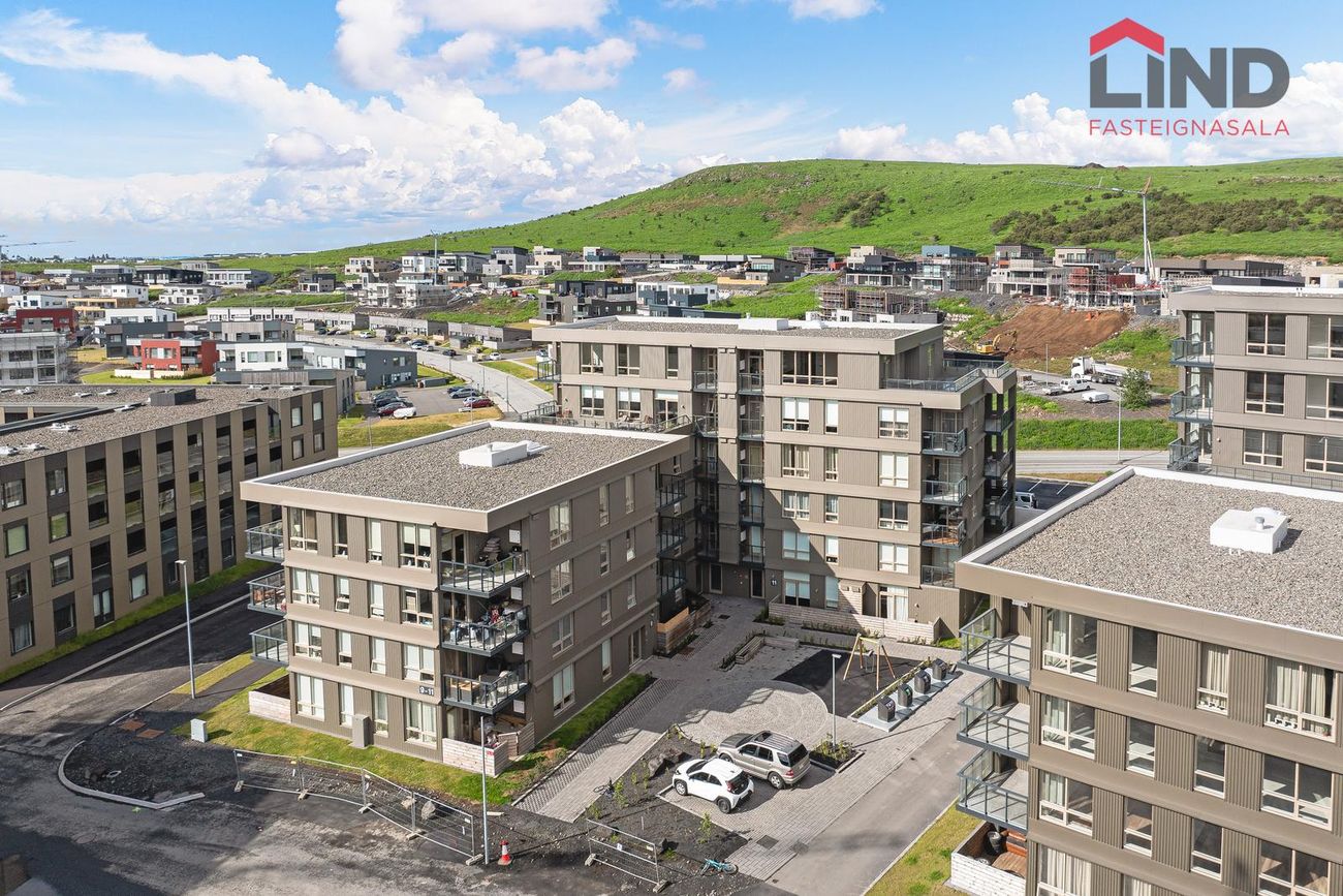 Hringhamar 9, 221 Hafnarfjörður