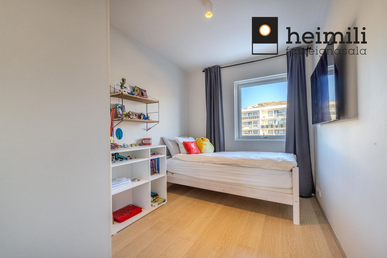 Vefarastræti 34, 270 Mosfellsbær