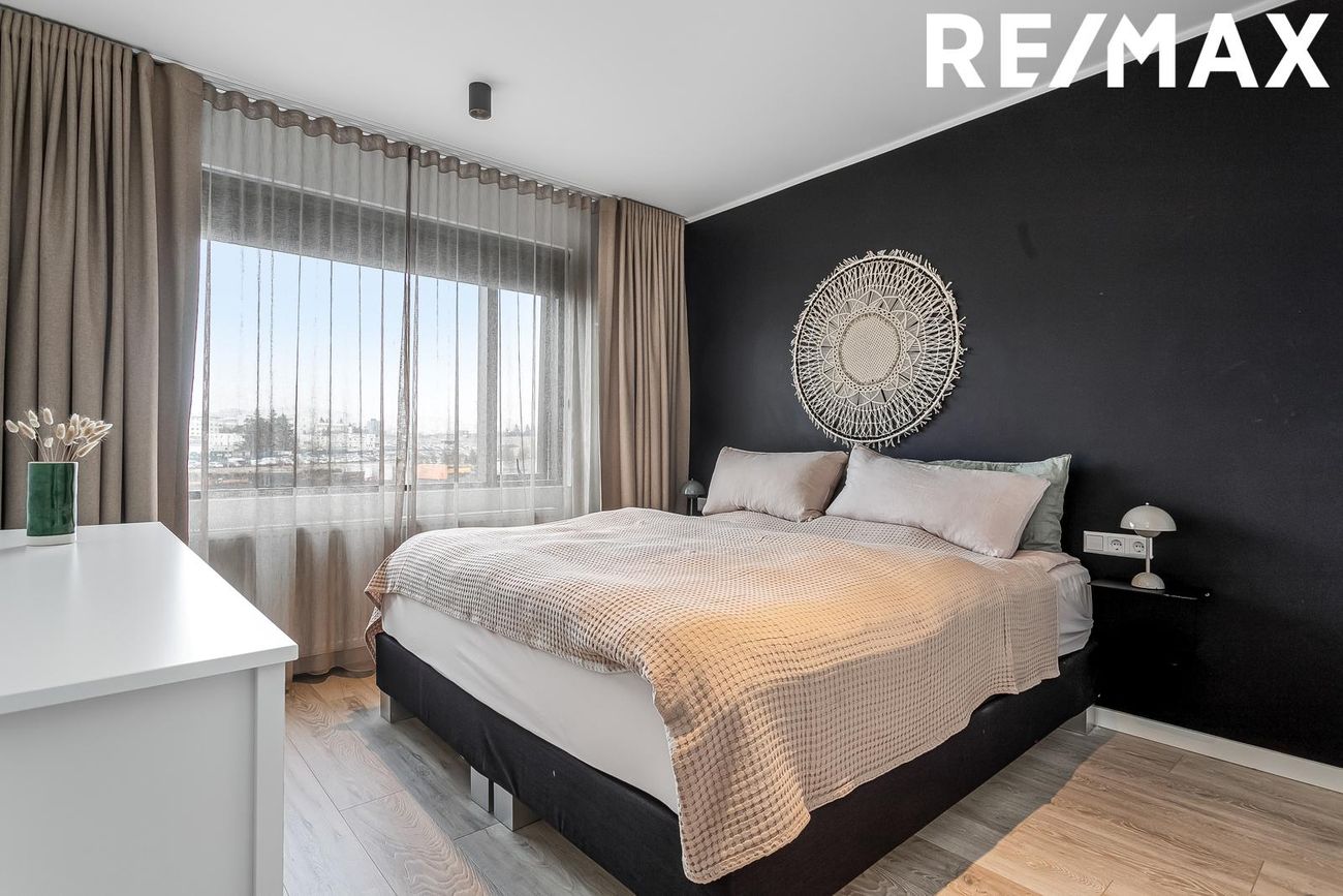 Valshlíð 4, 102 Reykjavík