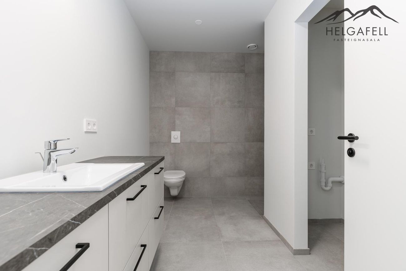 Áshamar 7 - 0604, 221 Hafnarfjörður