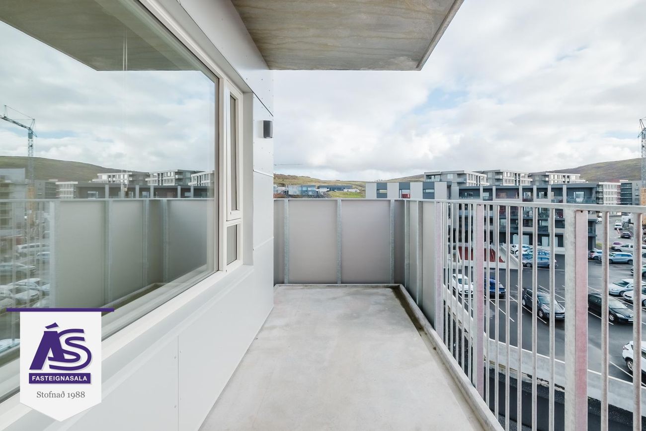 Hringhamar 5 - 0203, 221 Hafnarfjörður