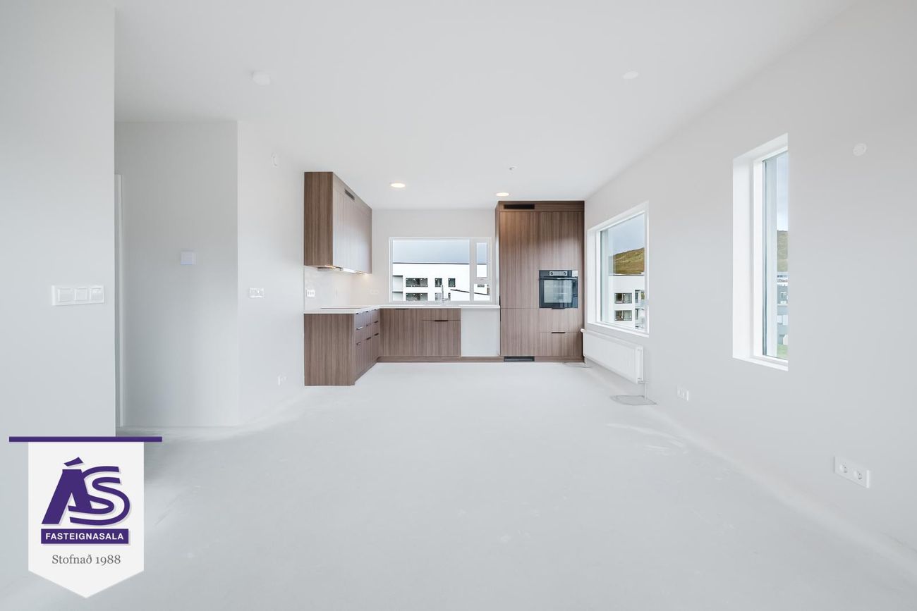 Hringhamar 5 - 0203, 221 Hafnarfjörður