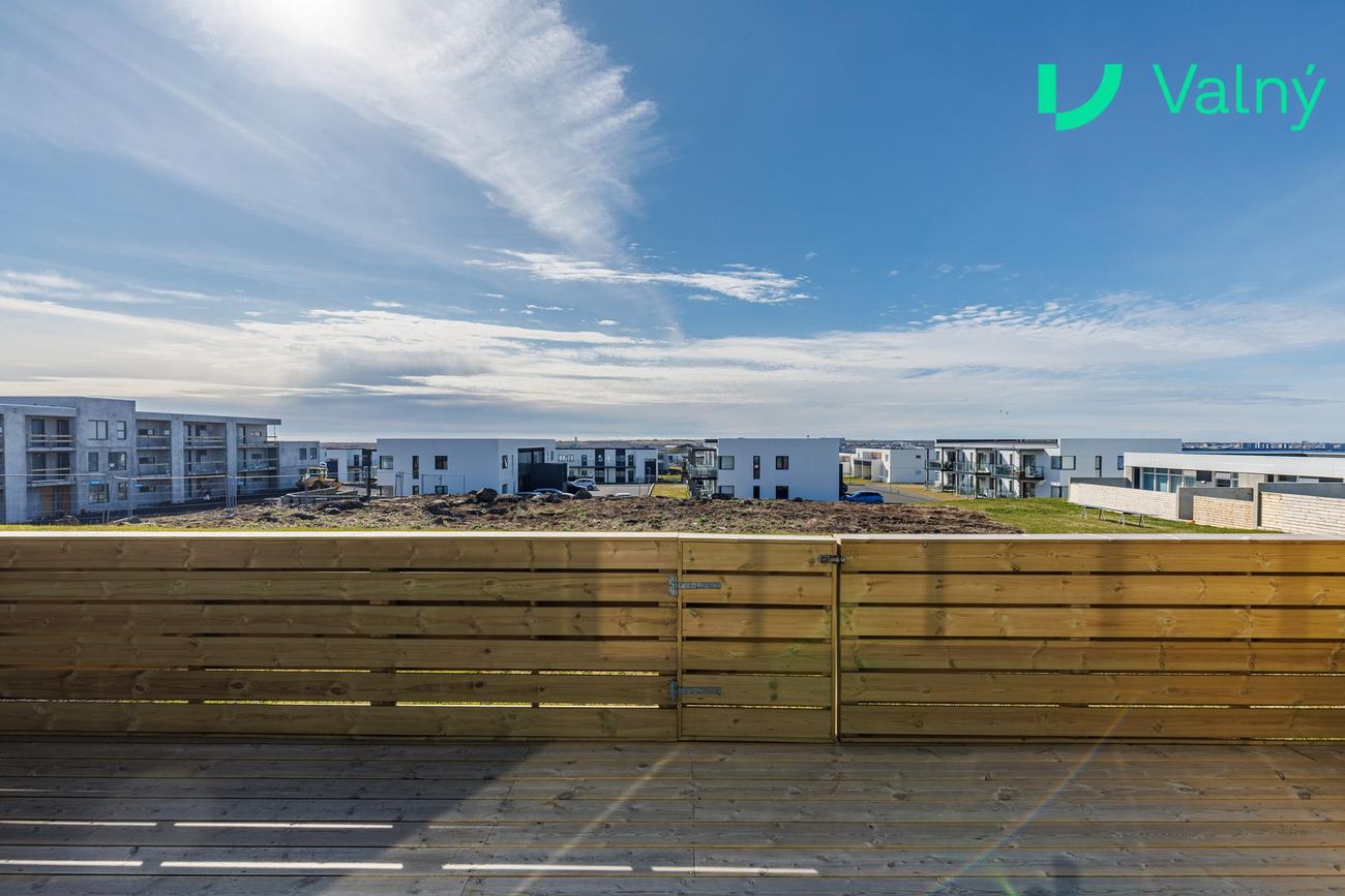Dalsbraut 15, 260 Reykjanesbær