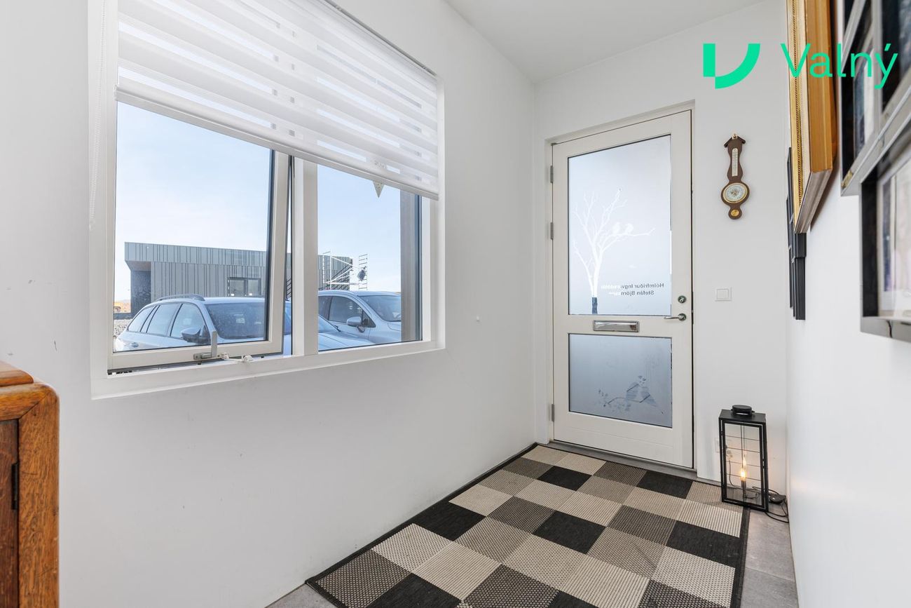 Dalsbraut 15, 260 Reykjanesbær