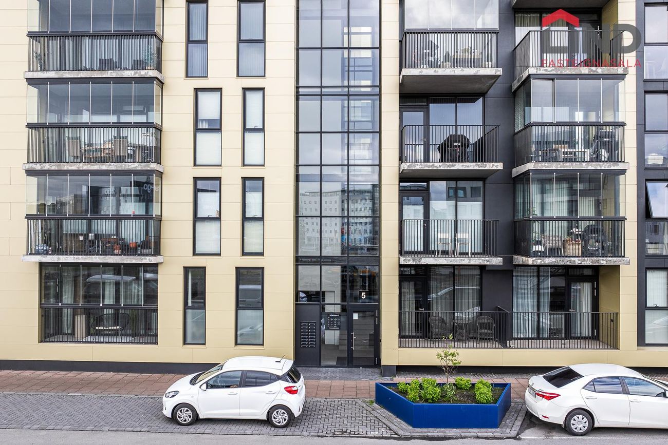 Hallgerðargata 5, 105 Reykjavík