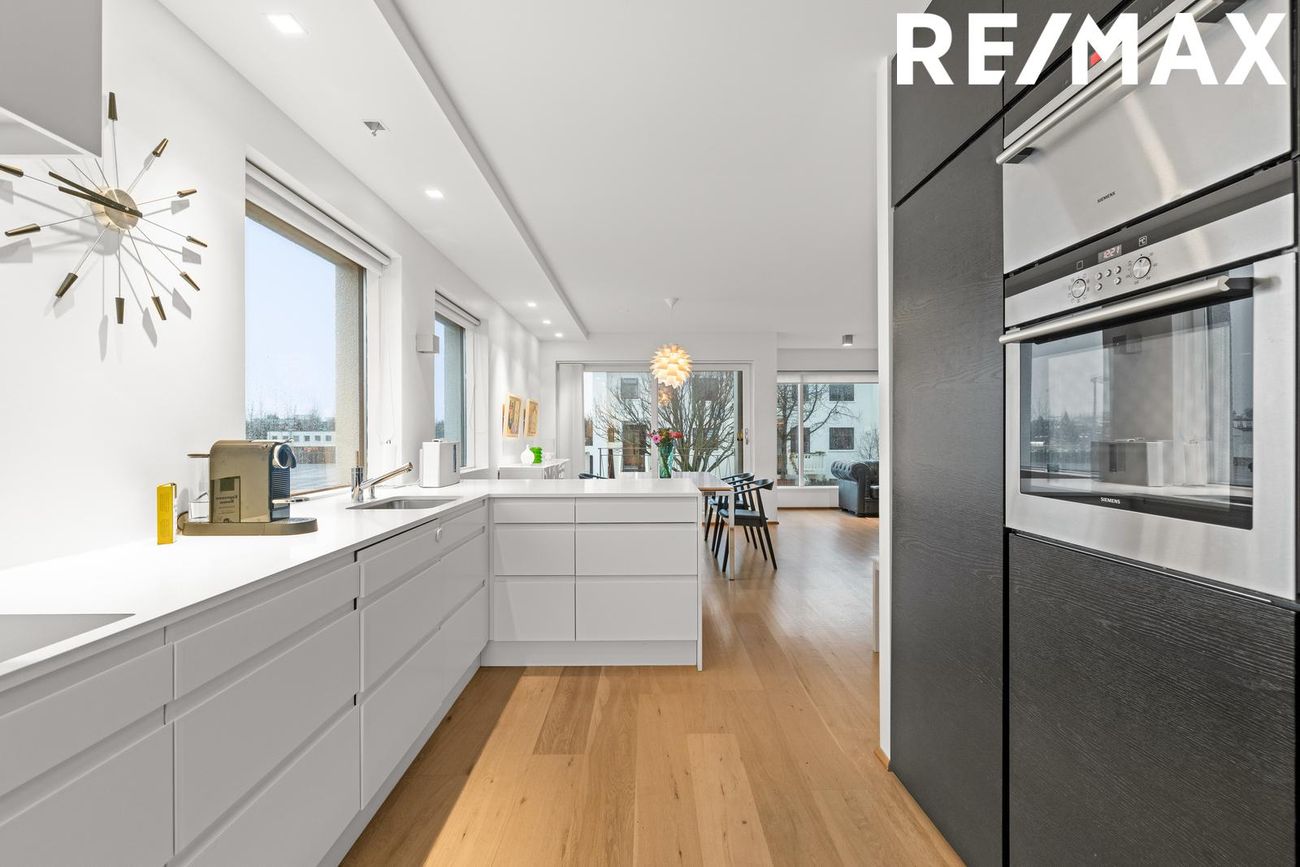 Skeiðarvogur 25, 104 Reykjavík