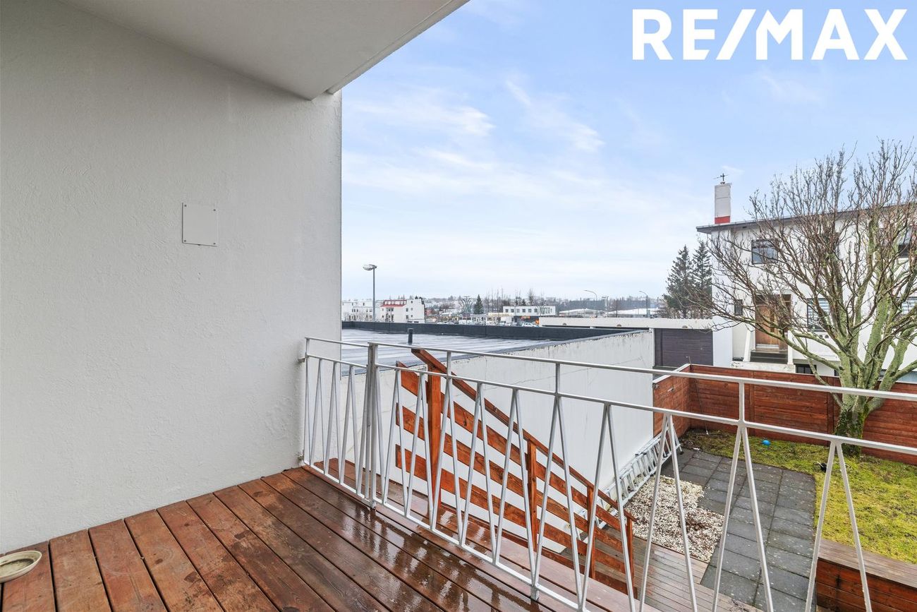 Skeiðarvogur 25, 104 Reykjavík