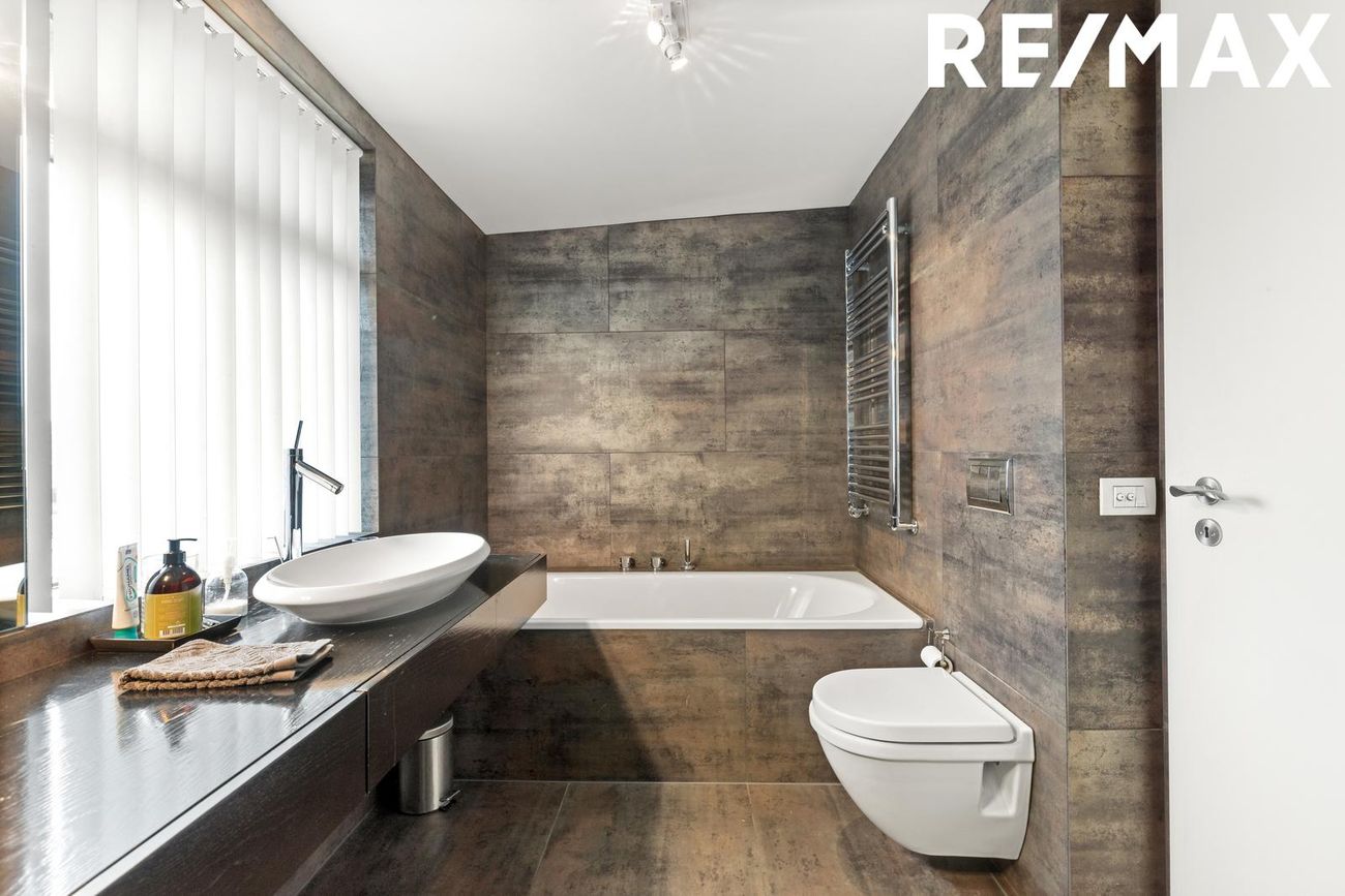 Skeiðarvogur 25, 104 Reykjavík
