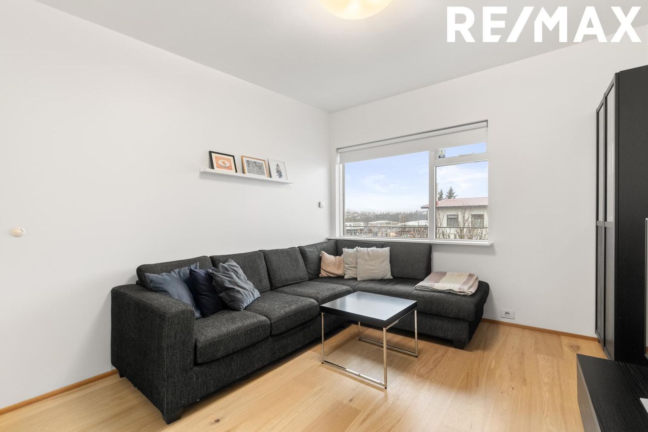 Skeiðarvogur 25, 104 Reykjavík