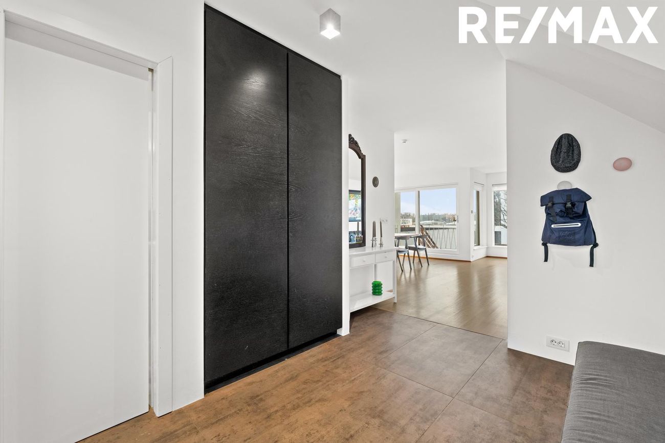 Skeiðarvogur 25, 104 Reykjavík