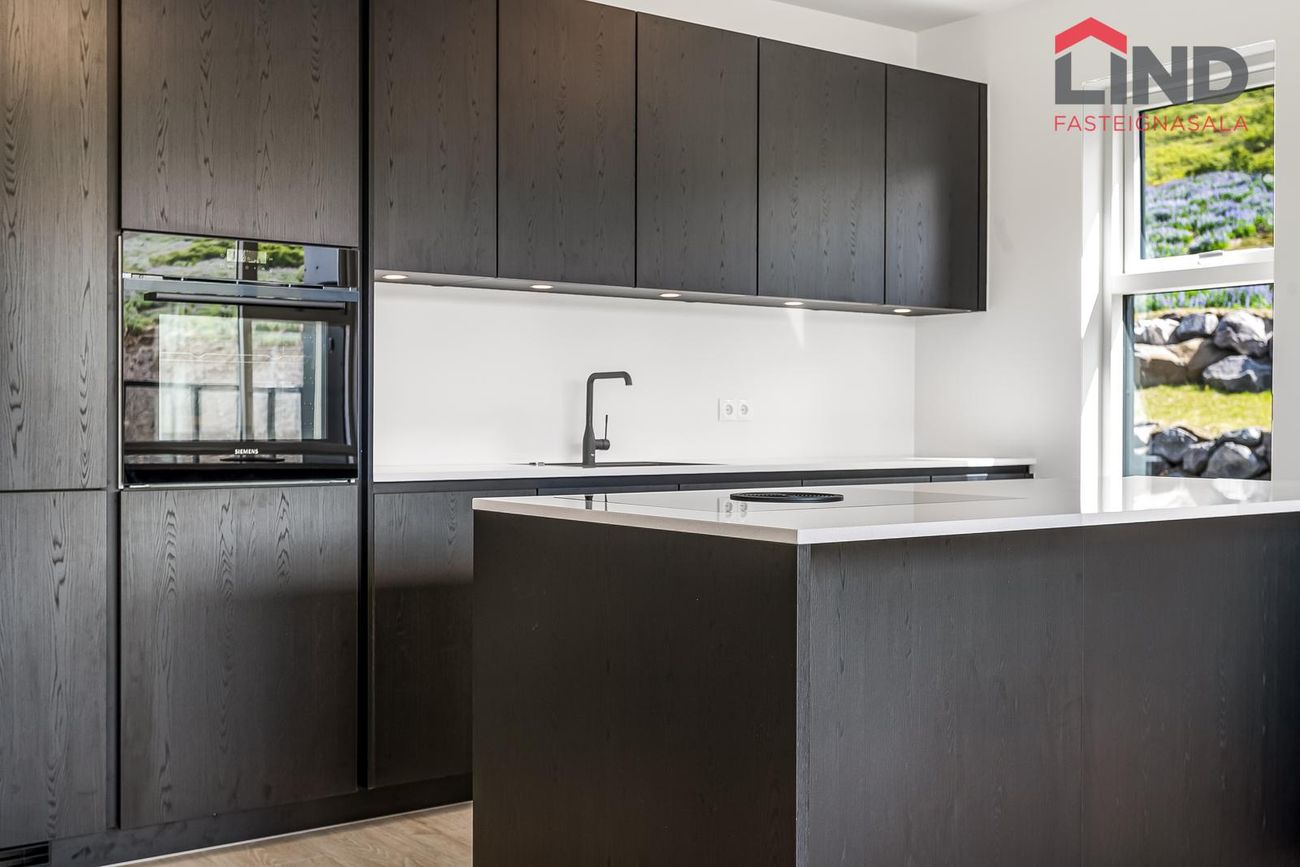 Baughamar 3 - 0201, 221 Hafnarfjörður