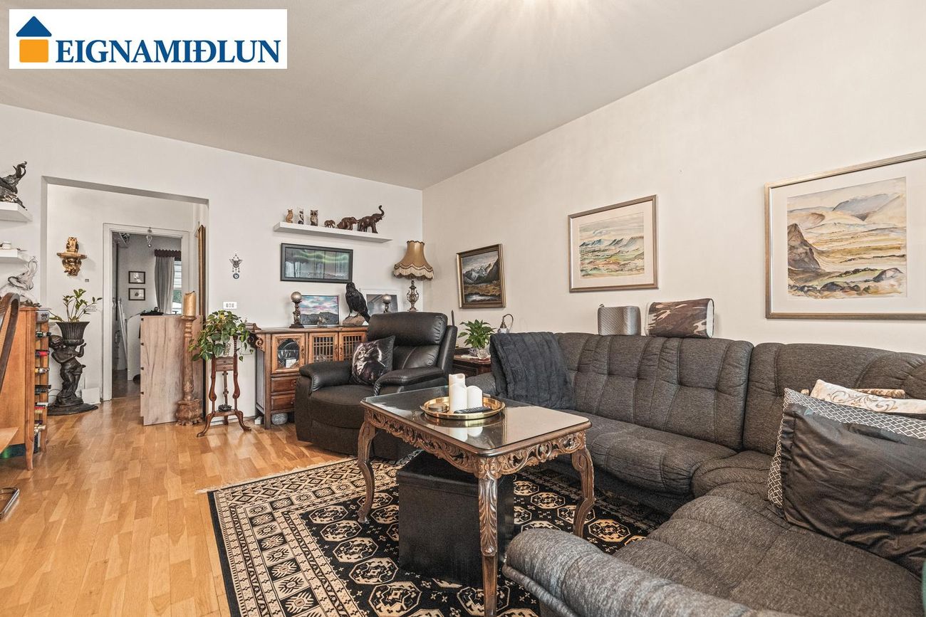 Jörfabakki 24 - 0302, 109 Reykjavík