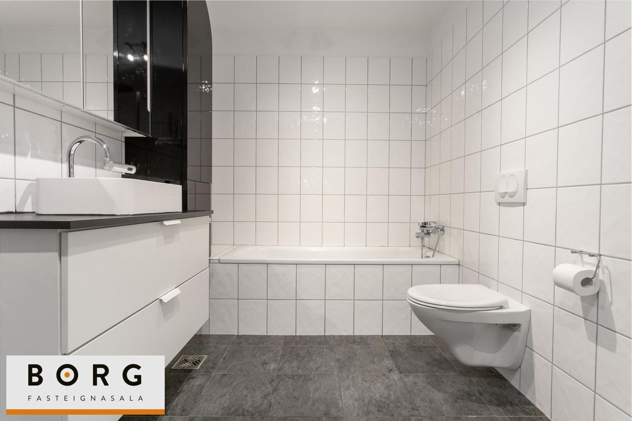 Berjavellir 3, 221 Hafnarfjörður