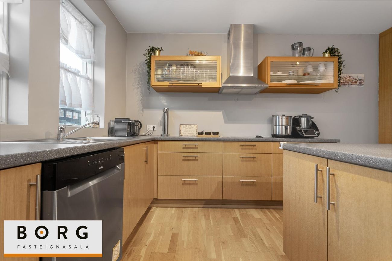 Berjavellir 3, 221 Hafnarfjörður